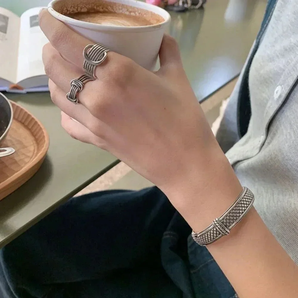 Minimalist 925 Sterling Silver Buckle Belt Ring Silver Vintage Geometric Ring - Picture 4 of 5